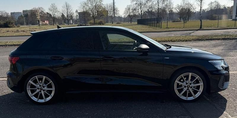 Gebraucht Audi A3 S-Line 110 PS (80 kW) 2022 Schwarz Limousine