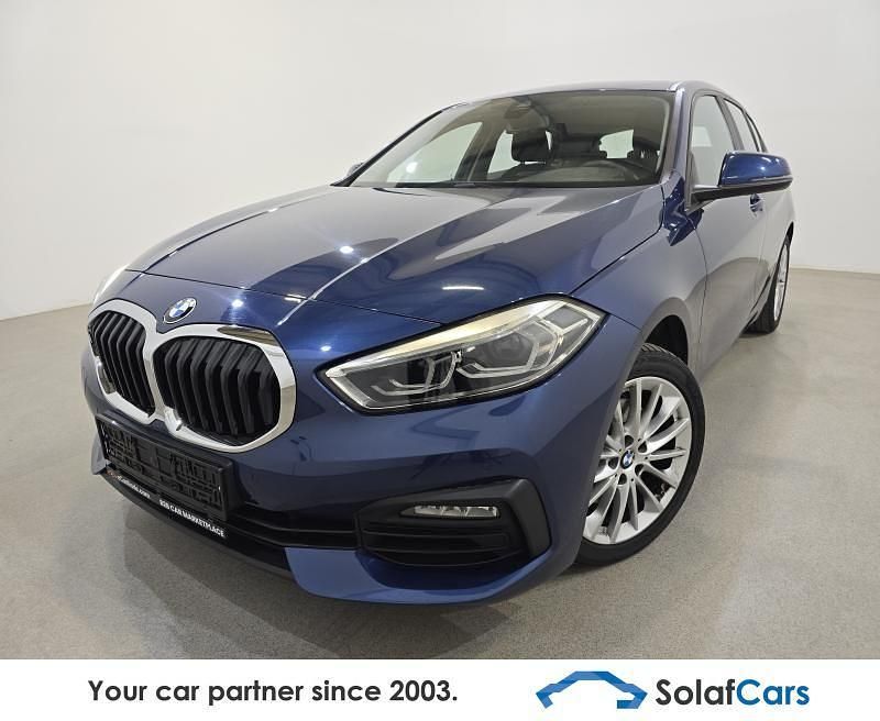 Blau Gebraucht 2023 BMW 118 Kleinwagen | 18.695 € (Guter Preis) - Bild 1/4