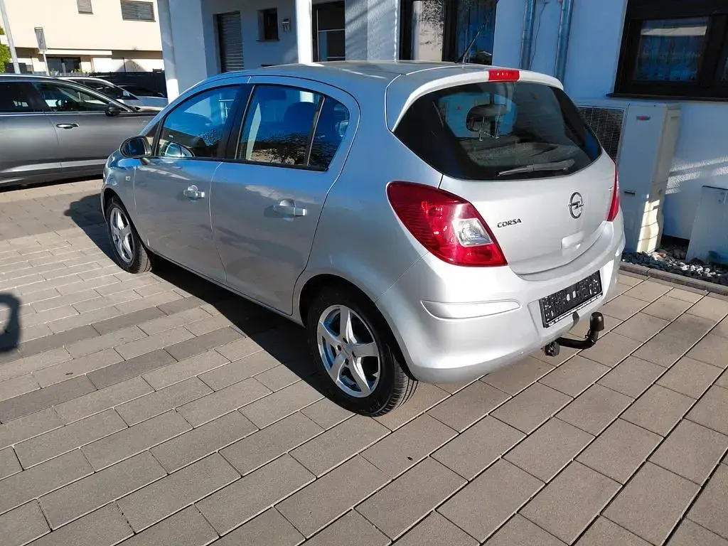 Gebraucht Opel Corsa Selection 75 PS (55 kW) 2013 Grau Kleinwagen