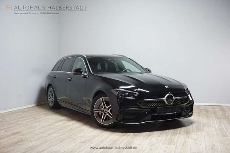 Schwarz Gebraucht 2023 Mercedes C220 AMG Kombi | 38.990 € (Fairer Preis) - Bild 1/3