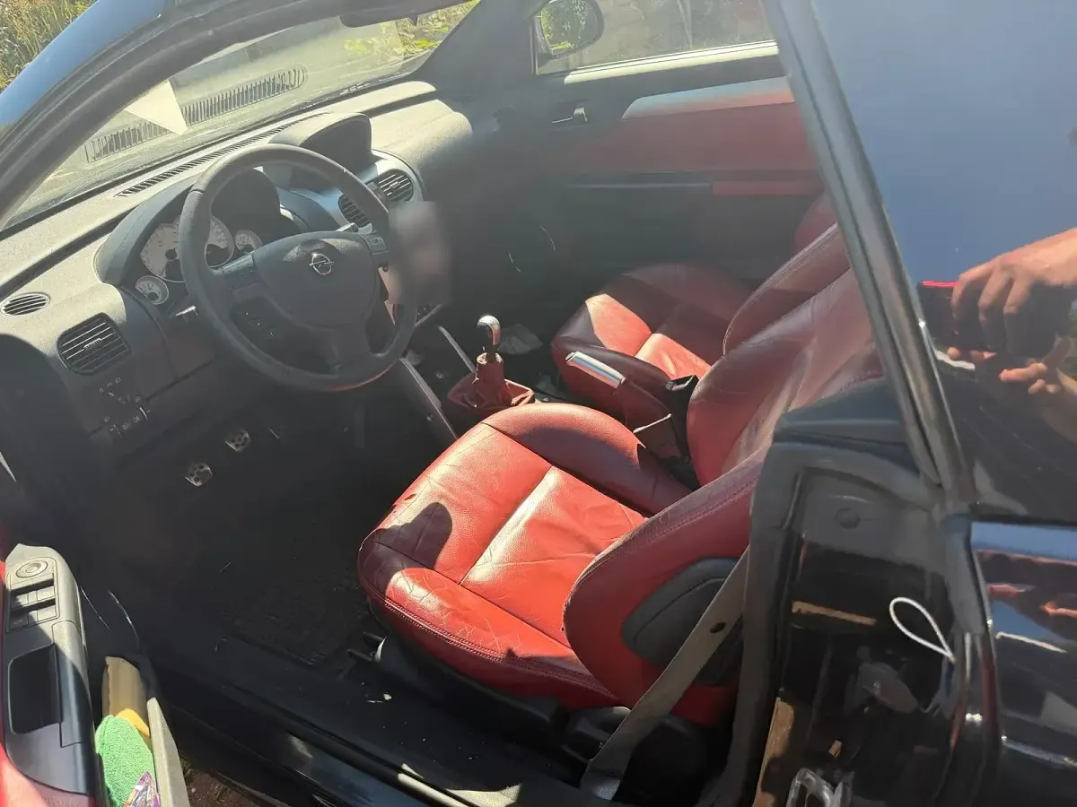 Gebraucht Opel Tigra 125 PS (91 kW) 2007 Schwarz Cabrio