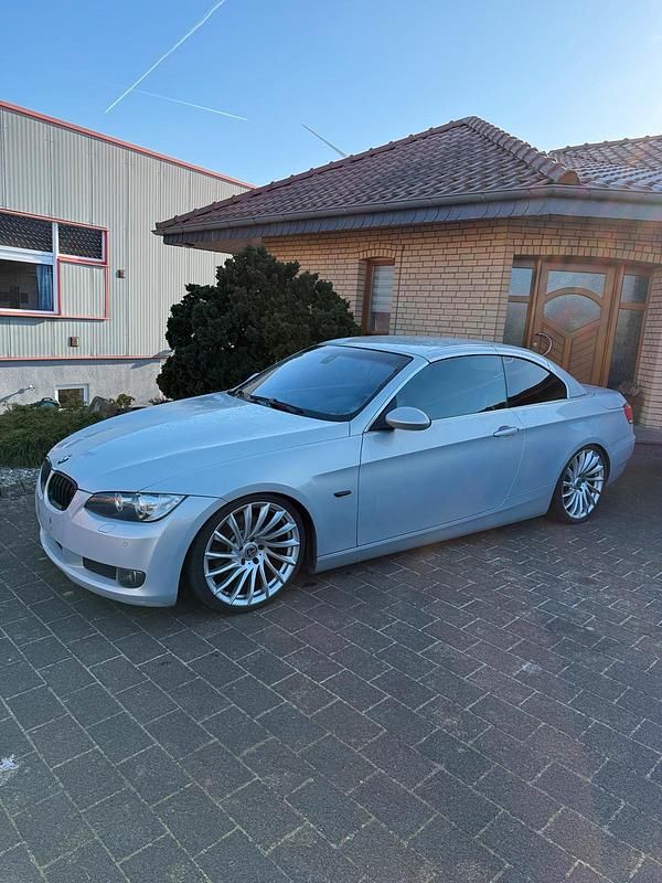 Silber Gebraucht 2008 BMW 325 Cabriolet Cabrio | 9.999 € (Fairer Preis) - Bild 1/4