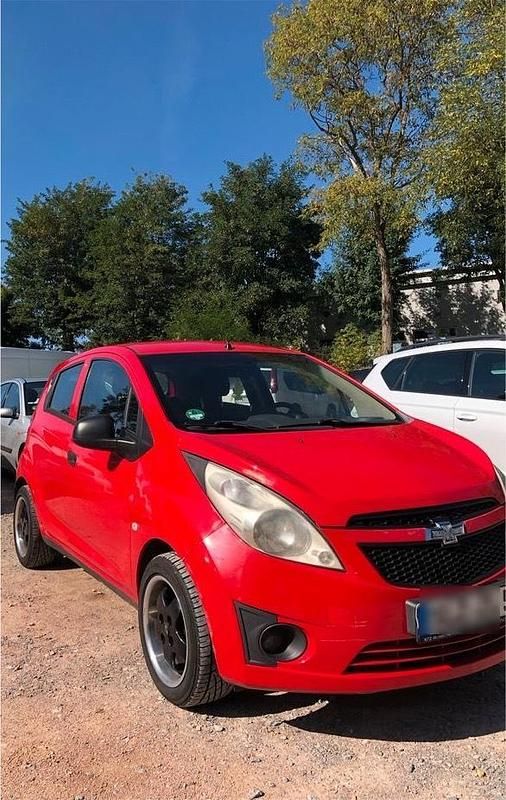 Rot Gebraucht 2012 Chevrolet Spark Kleinwagen | 1.300 € (Guter Preis) - Bild 1/4