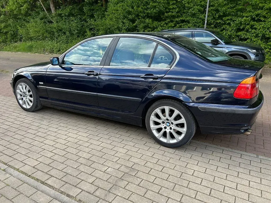 Occasion BMW 320 150 ch (110 kW) 2000 Bleue Berline