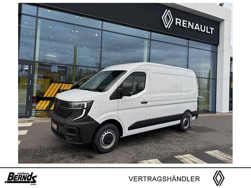 Mineralweiß Gebraucht 2024 Renault Master Van | 31.312 € (Superpreis) - Bild 1/4