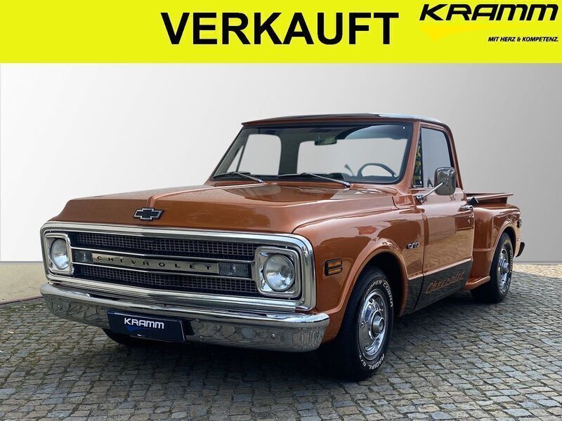 Orange Gebraucht 1969 Chevrolet C10 SUV | 29.900 € - Bild 1/4