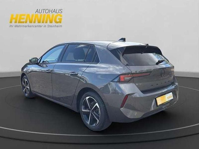Gebraucht Opel Astra 131 PS (96 kW) 2024 Grau Limousine