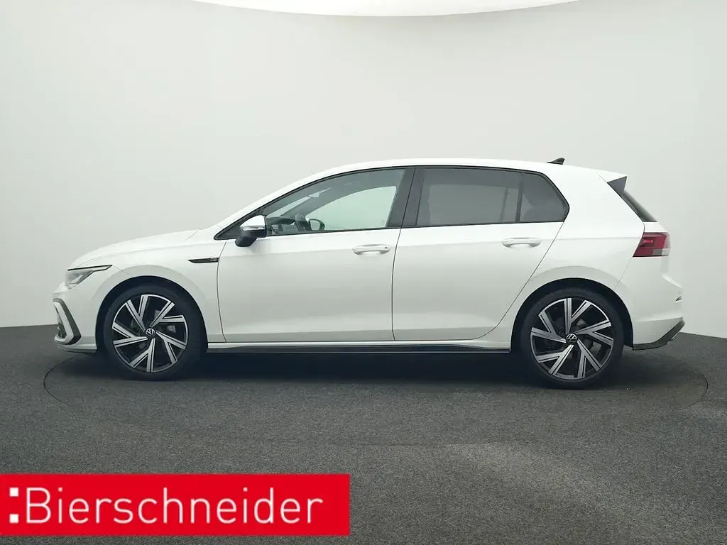 Gebraucht VW Golf VIII R-line 150 PS (110 kW) 2024 Weiss Limousine