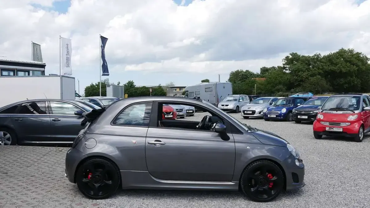 Gebraucht Abarth 500C 140 PS (102 kW) 2012 Colore esterno Cabrio