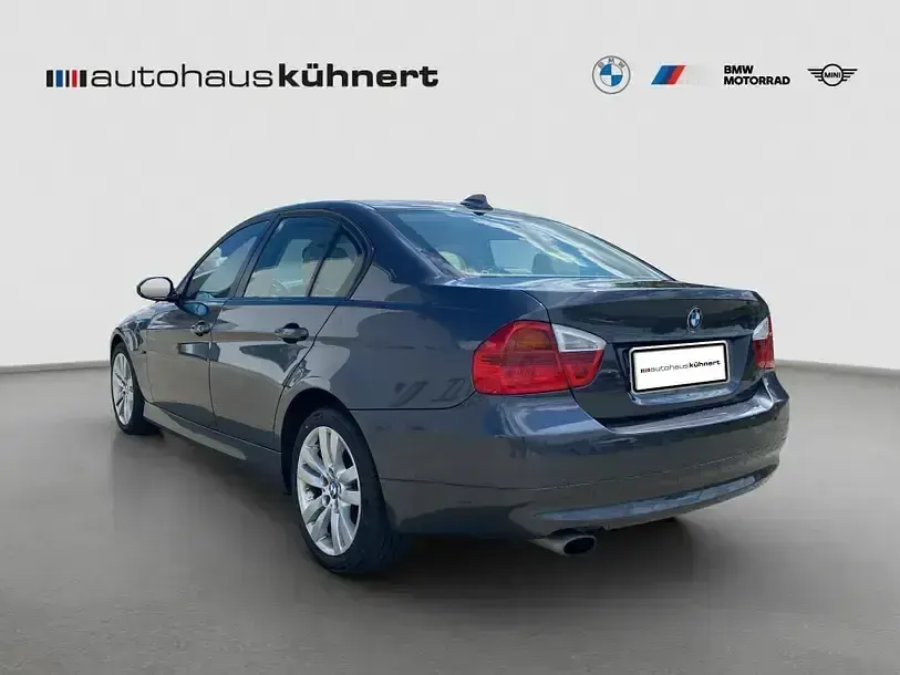 Gebraucht BMW 318 Advantage 143 PS (105 kW) 2008 Grau Limousine