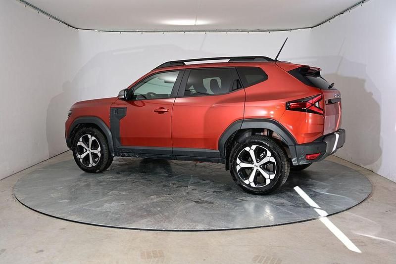 Gebraucht Dacia Duster Journey 136 PS (100 kW) 2025 Terracottabraun metallic/brau SUV