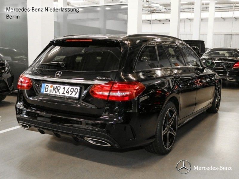 Verkauft Mercedes C400 4matic T Modell Gebraucht 2018 10 Km In Berlin Charlotte