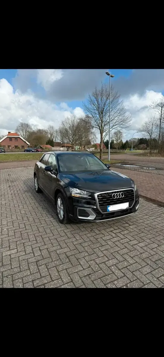 Gebraucht Audi Q2 116 PS (85 kW) 2016 Schwarz SUV