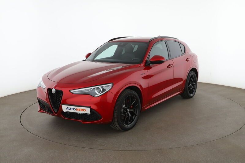 Rot Gebraucht 2022 Alfa Romeo Stelvio Veloce SUV | 34.440 € (Superpreis) - Bild 1/4