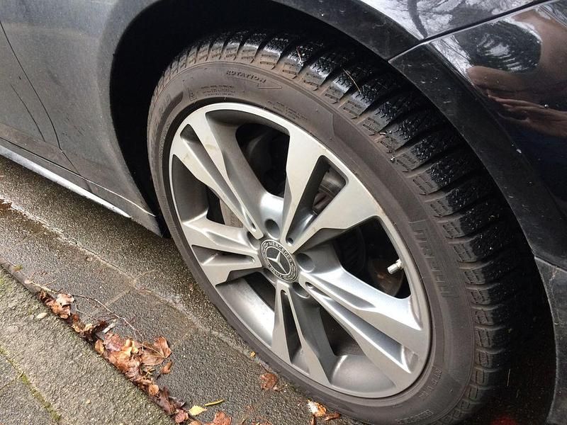 Gebraucht Mercedes C200 184 PS (135 kW) 2018 Schwarz Limousine