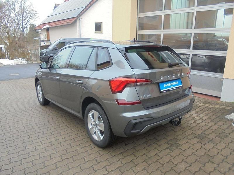 Neu Skoda Kamiq 116 PS (85 kW) 2026 Graphitegrau SUV