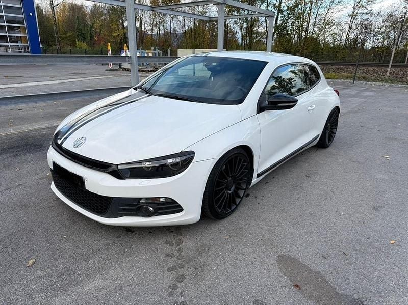 Weiß Gebraucht 2008 VW Scirocco Coupé | 6.450 € (Guter Preis) - Bild 1/4
