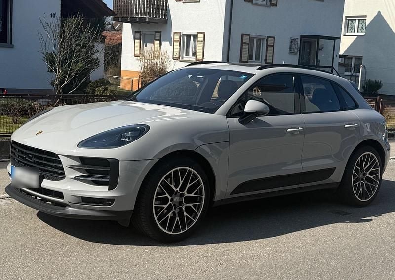 Gebraucht Porsche Macan 245 PS (180 kW) 2019 Grau SUV