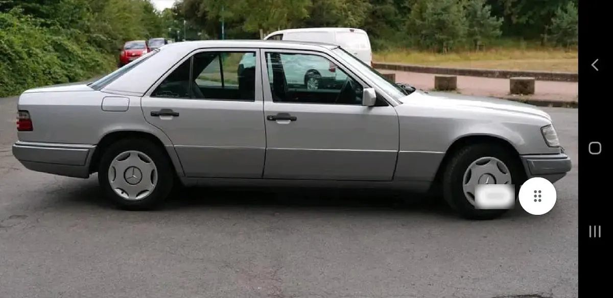 Gebraucht Mercedes E280 193 PS (141 kW) 1994 Silber Limousine