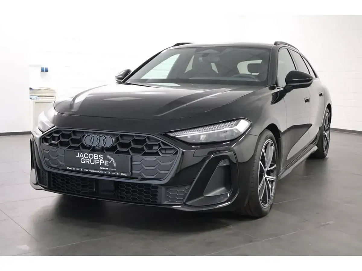 Gebraucht Audi A5 S-Line 204 PS (150 kW) 2025 Schwarz Kombi