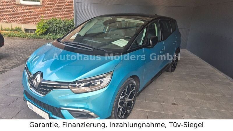 Grün 0 metallic Gebraucht 2022 Renault Grand Scénic IV Van / Kleinbus | 21.950 € (Fairer Preis) - Bild 1/4