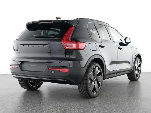 Gebraucht Volvo XC40 145 PS (106 kW) 2025 SUV
