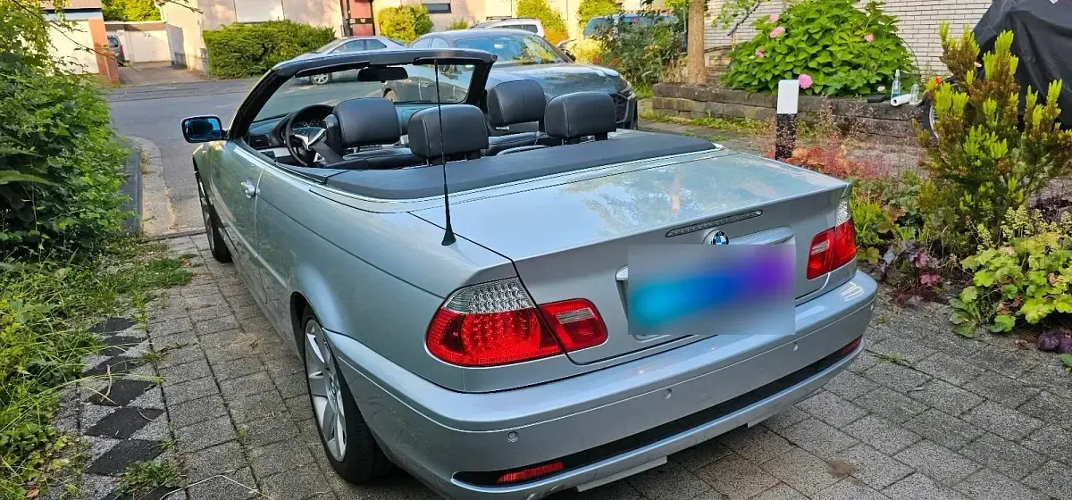 Gebraucht BMW 330 231 PS (169 kW) 2004 Silber Cabrio