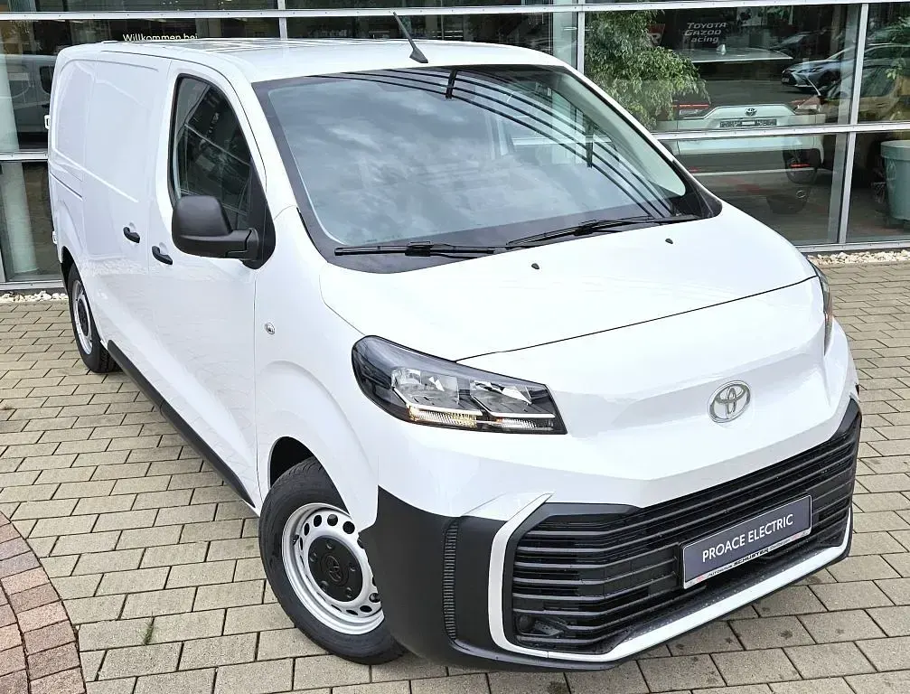 Neu Toyota Proace 100 kW (136 PS) 2026 Ice white Van / Kleinbus