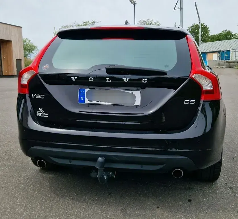 Gebraucht Volvo V60 215 PS (158 kW) 2013 Braun Kombi