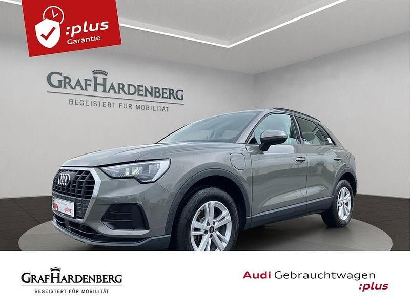 Chronosgrau metallic Gebraucht 2022 Audi Q3 SUV | 26.960 € (Superpreis) - Bild 1/4