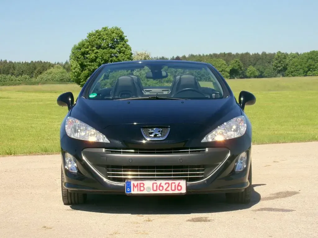 Gebraucht Peugeot 308 CC Platinum 140 PS (102 kW) 2010 Schwarz Cabrio