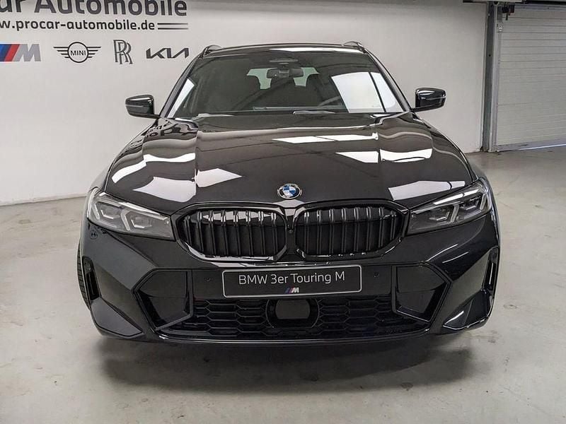 Neu BMW 330 M Sport 286 PS (210 kW) 2025 Grau Kombi