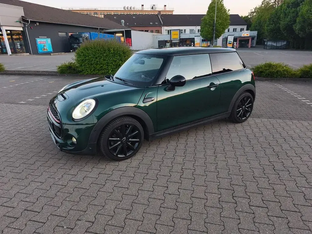 Używany Mini Cooper S 192 KM (141 kW) 2017 Zielony Hatchback