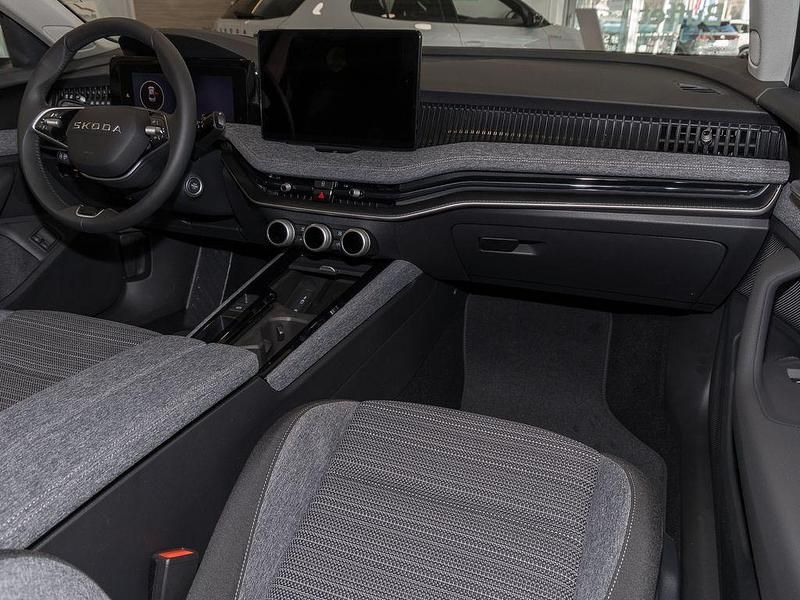 Neu Skoda Superb Selection 204 PS (150 kW) 2025 Kristallweiß uni Limousine