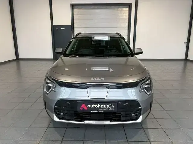 Gebraucht Kia e-Niro Inspiration 150 kW (204 PS) 2024 Grau SUV