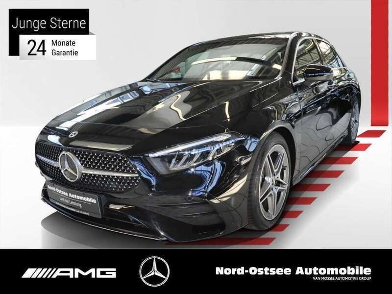 Unilack nachtschwarz Gebraucht 2024 Mercedes A200 AMG Limousine | 29.990 € (Guter Preis) - Bild 1/4