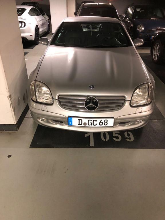 Gebraucht Mercedes SLK200 163 PS (119 kW) 2000 Silber Cabrio
