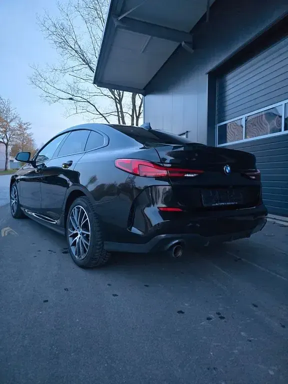 Gebraucht BMW 218 Gran Coupé M Sport 136 PS (100 kW) 2023 Schwarz Coupé