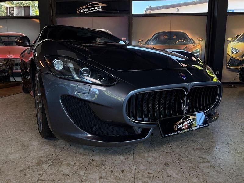 Gebraucht Maserati Granturismo 460 PS (338 kW) 2013 Grau Coupé