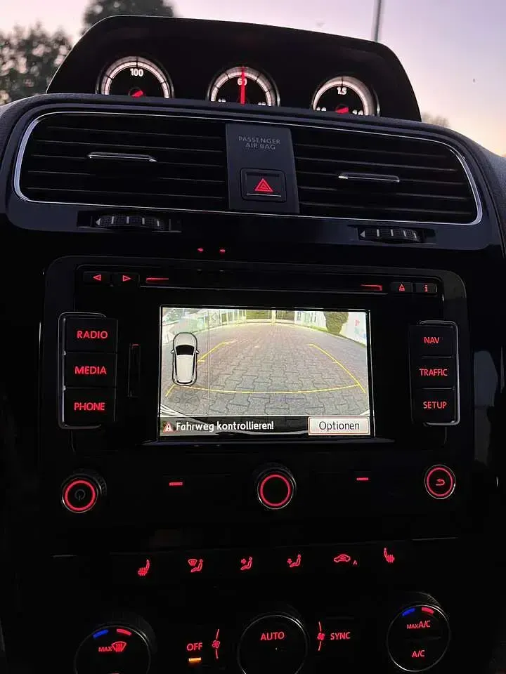 Brugt VW Scirocco Basis 179 HK (131 kW) 2015 Lilla Coupe