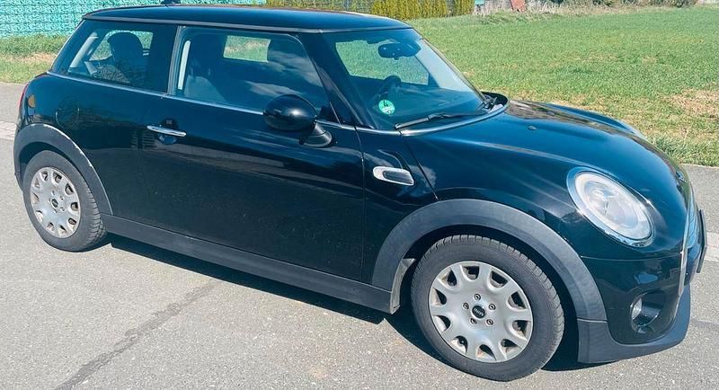 Gebraucht Mini Cooper 136 PS (100 kW) 2016 Schwarz Kleinwagen