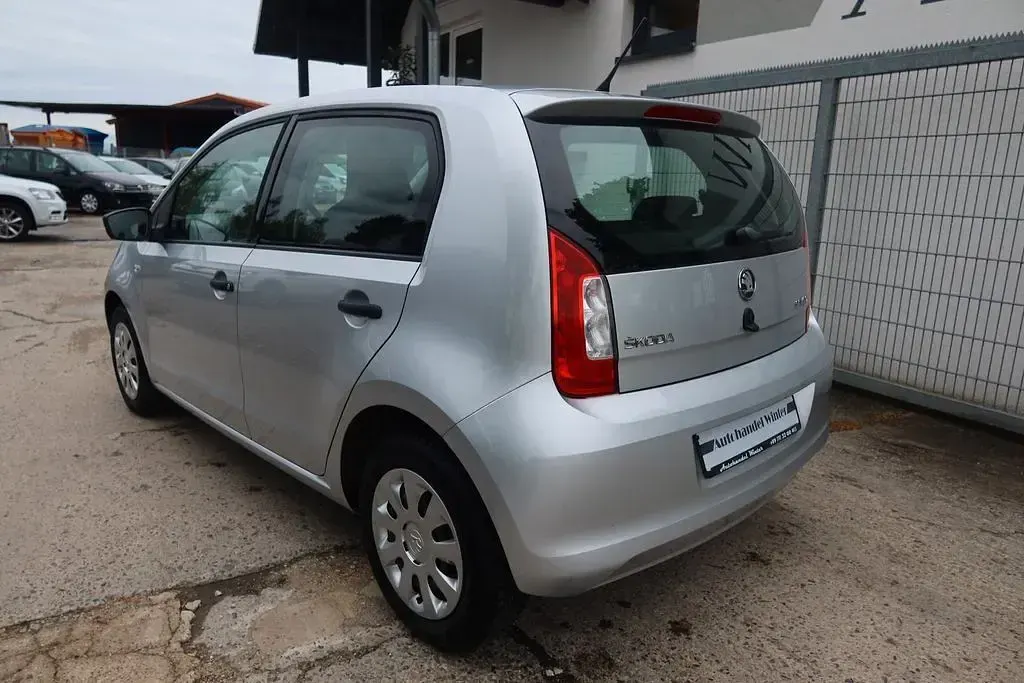 Gebraucht Skoda Citigo Active 75 PS (55 kW) 2013 Silber Kleinwagen