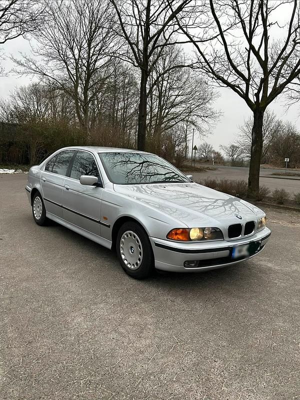 Usata BMW 525 143 CV (105 kW) 1999 Argento Berlina