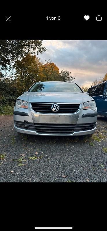 Silber Gebraucht 2008 VW Touran Van / Kleinbus | 2.222 € (Superpreis) - Bild 1/4