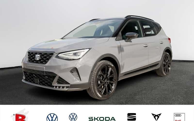 Grau Gebraucht 2025 Seat Arona FR SUV | 27.499 € (Etwas zu teuer) - Bild 1/4