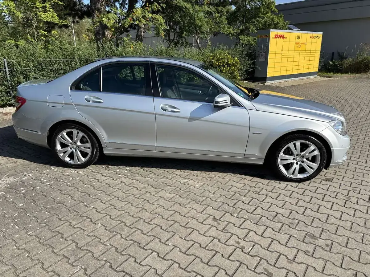 Gebraucht Mercedes C230 Avantgarde 204 PS (150 kW) 2008 Silber Limousine