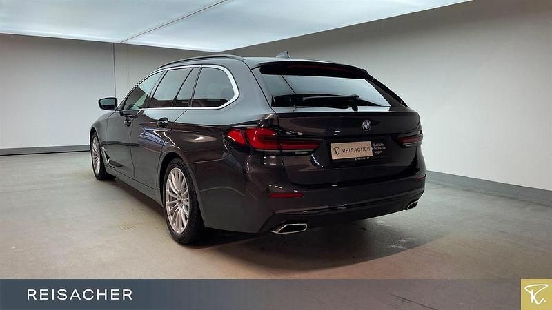 Gebraucht BMW 520 Performance 190 PS (139 kW) 2022 Grau Limousine