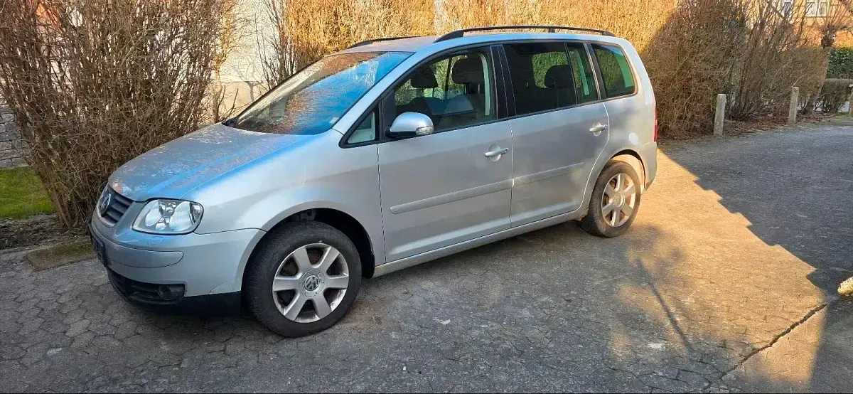 Gebraucht VW Touran Goal 105 PS (77 kW) 2006 Silber Van / Kleinbus