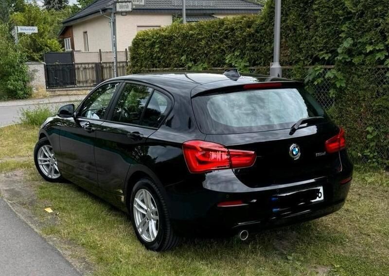 Schwarz Gebraucht 2016 BMW 116 Efficient Dynamics Kleinwagen | 8.500 € (Guter Preis) - Bild 1/4