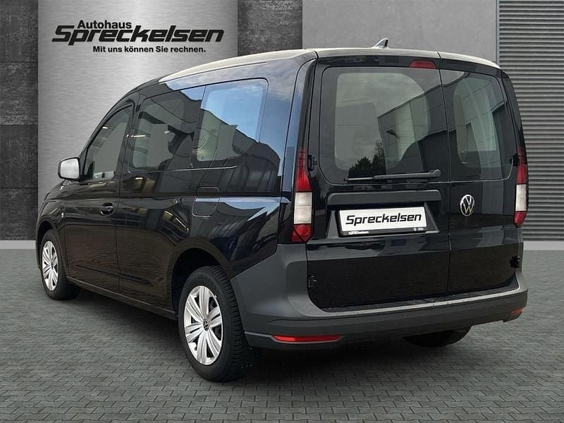 Gebraucht VW Caddy Basis 114 PS (83 kW) 2022 Schwarz Van / Kleinbus